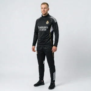 Real Madrid futbolo treningas vyrams